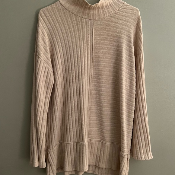 Anthropologie Sweaters - EUC Anthropologie Saturday Sunday Mock Neck Tunic Sweater with Mock Neck